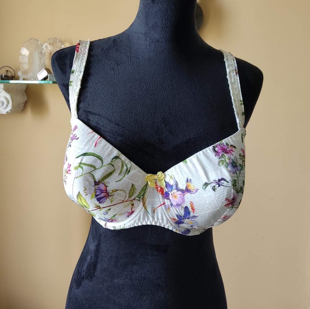 Antigel Floral Balconet with foam cups Bra Size 38E